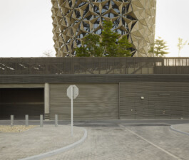 Abu Dhabi—0301-2014-04-Abu Dhabi-Al Bahr Tower-AD Investment Council-01 Photography Dominik Hellmut Wolf