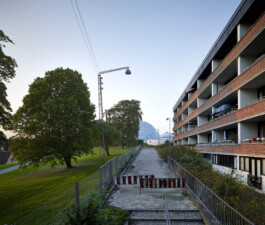 Haus—0316-2014-09-12-aarhus-botanic garden Photography Dominik Hellmut Wolf